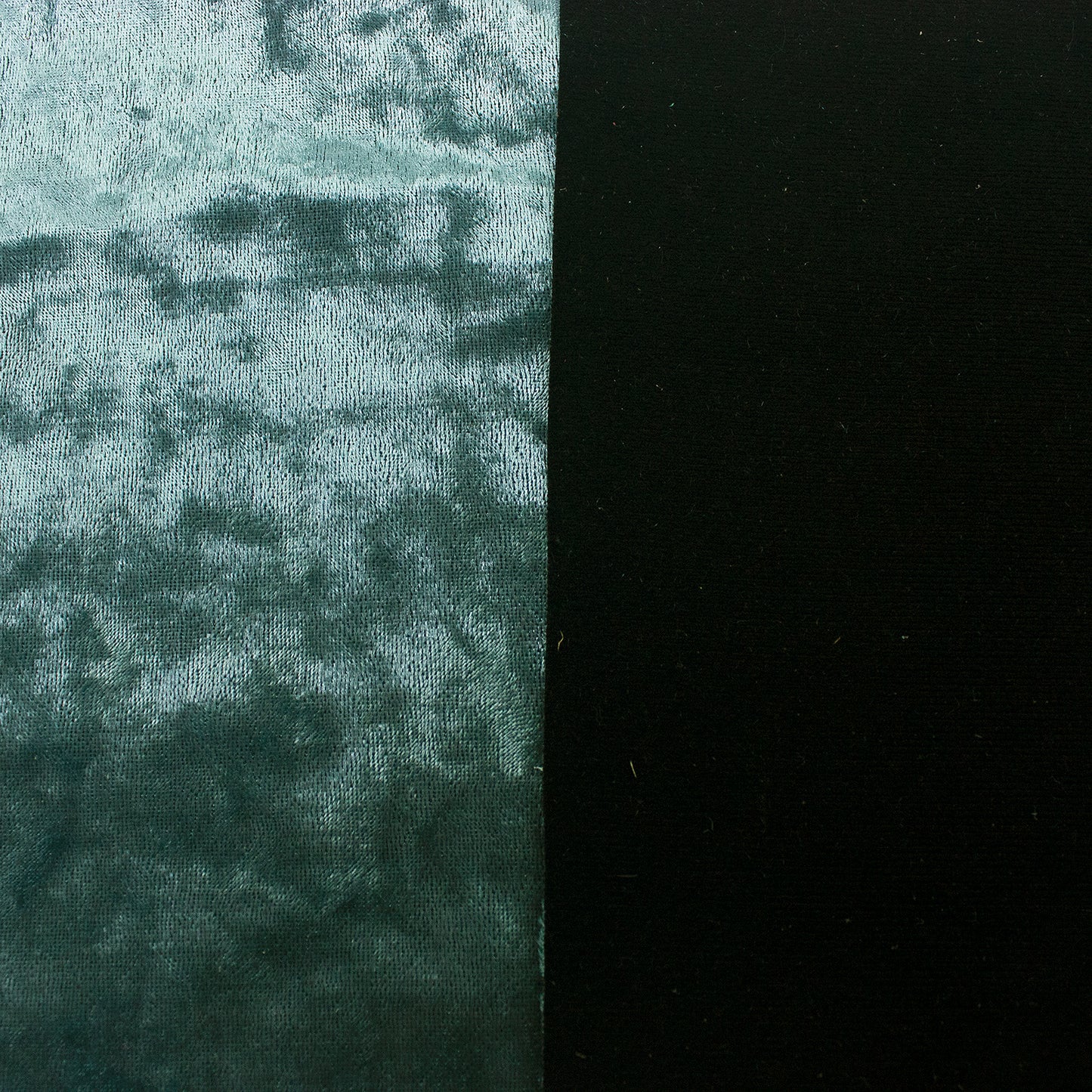 Trozo de tejido terciopelo martele aguamarina