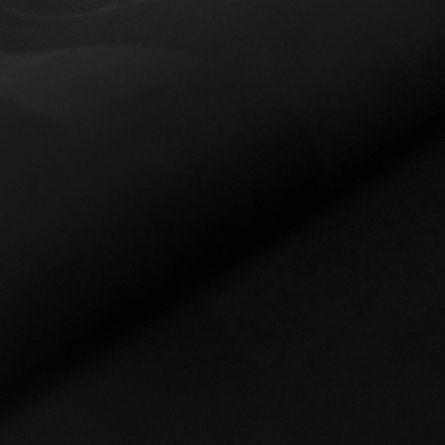 Trozo de sintetico afelpado negro