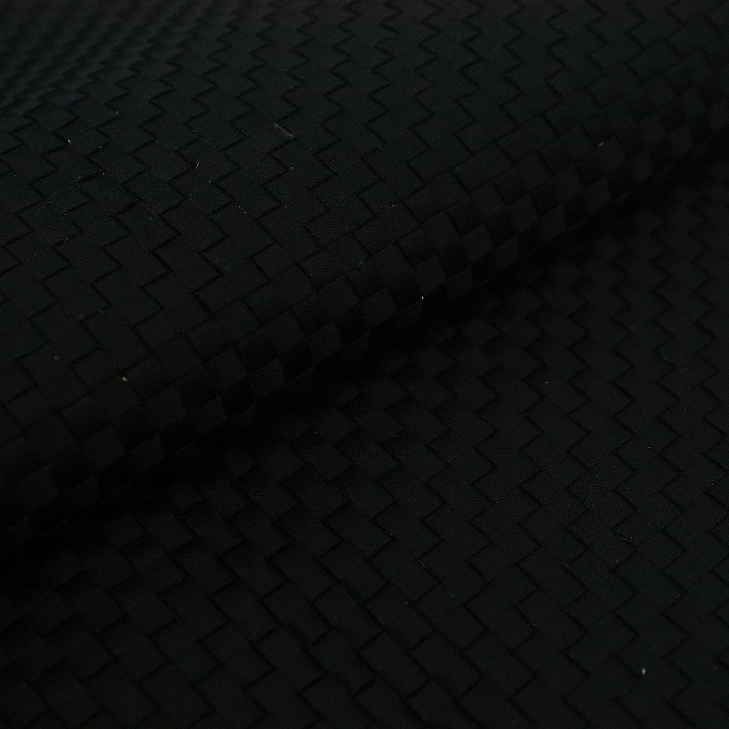 Trozo de tejido trenzado raso negro