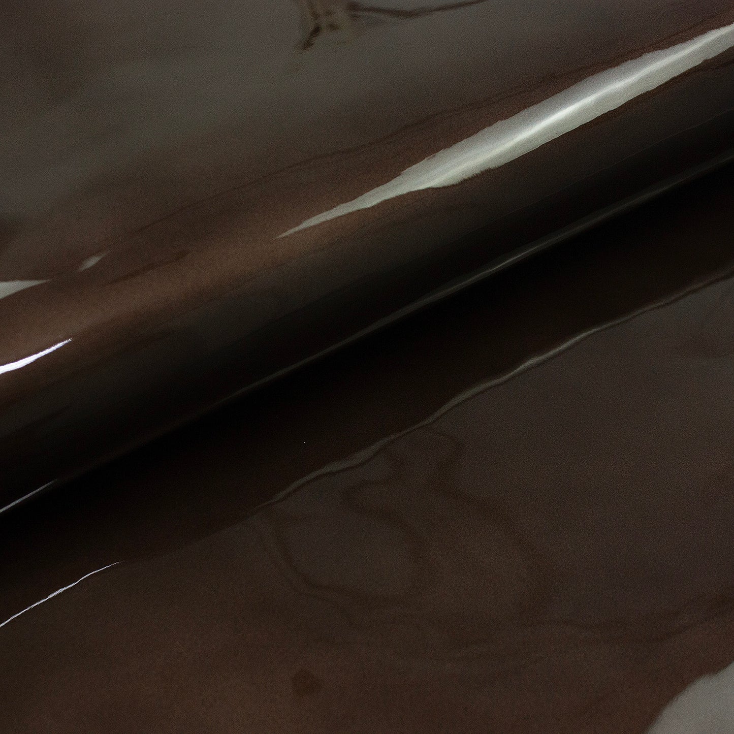 Piel de charol bronce envejecido