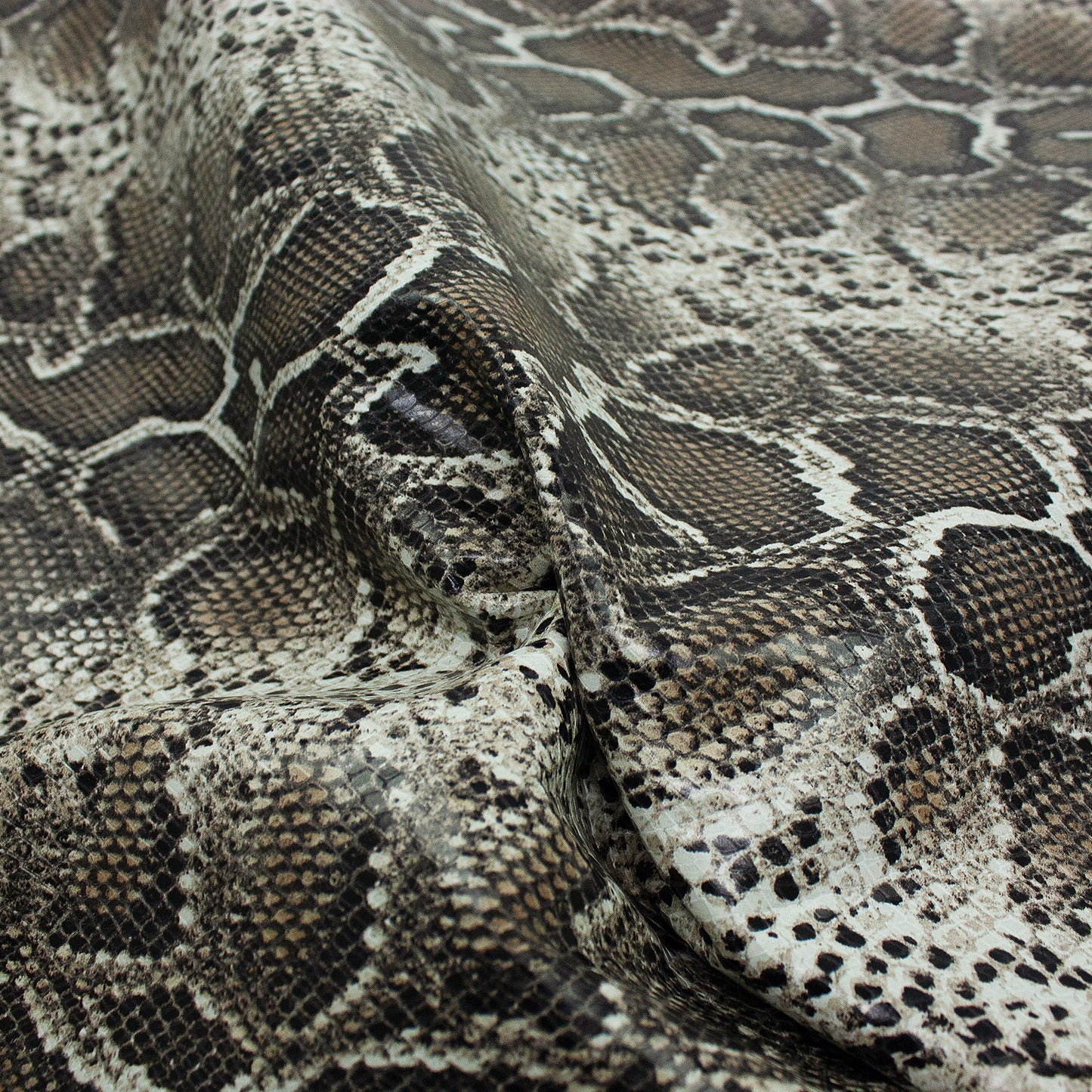 Piel de grabado serpiente tonos grises