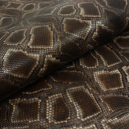 Piel de grabado serpiente marron - La Tendeta del Cuero