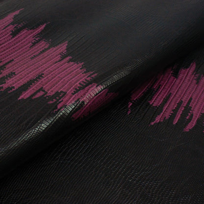 Piel de grabado tejus negro franja fucsia - La Tendeta del Cuero