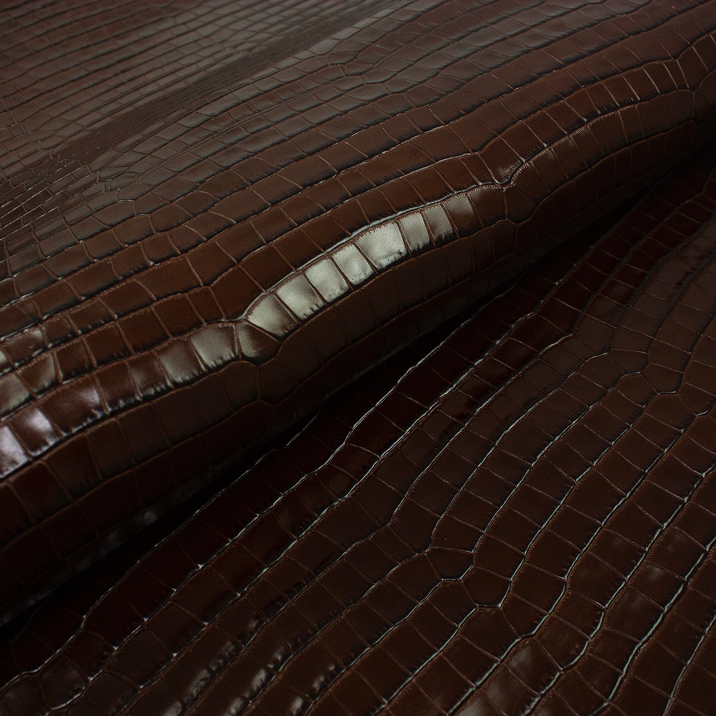 Piel de grabado coco marron