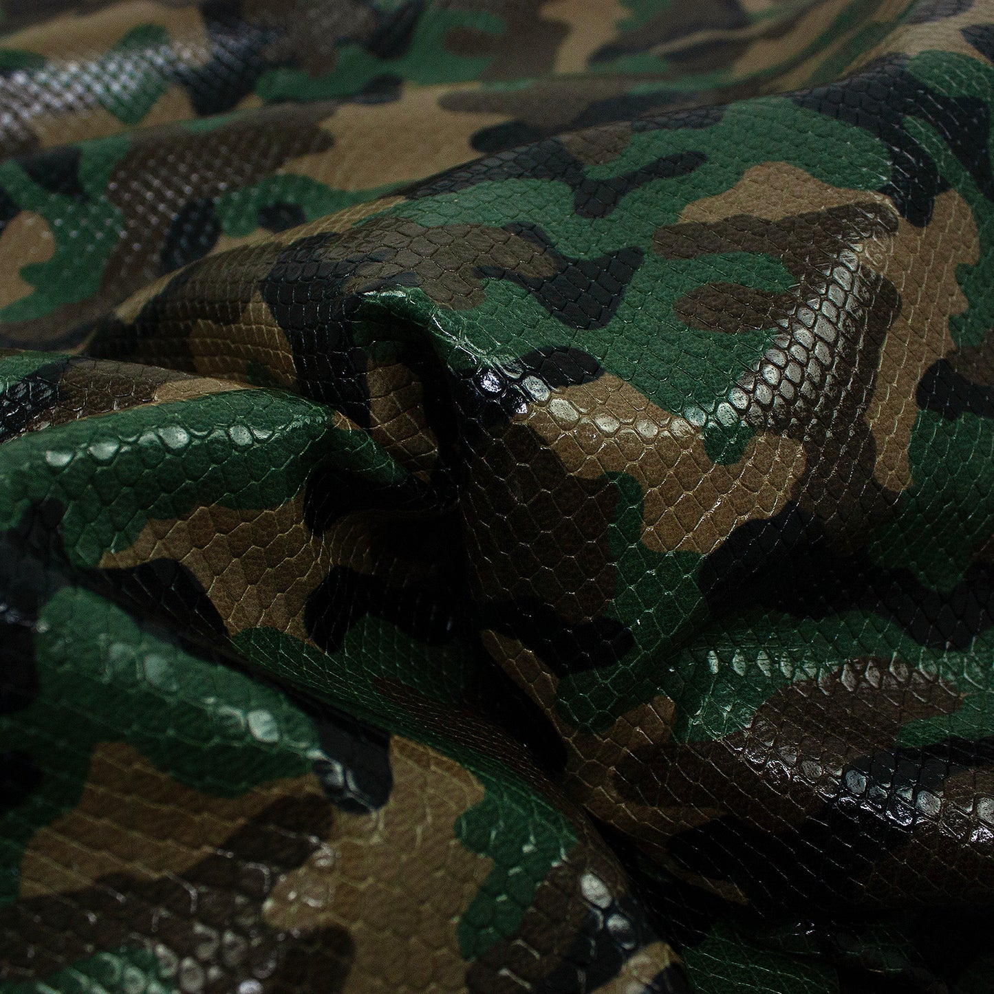 Piel de grabado serpiente camuflaje