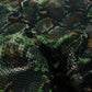 Trozo de piel grabado serpiente verdes militar