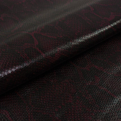 Trozo de piel grabado serpiente rojo oscuro - La Tendeta del Cuero