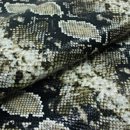Trozo de piel grabado serpiente tonos beige - La Tendeta del Cuero