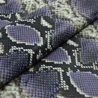 Trozo de piel grabado serpiente tonos lilas - La Tendeta del Cuero