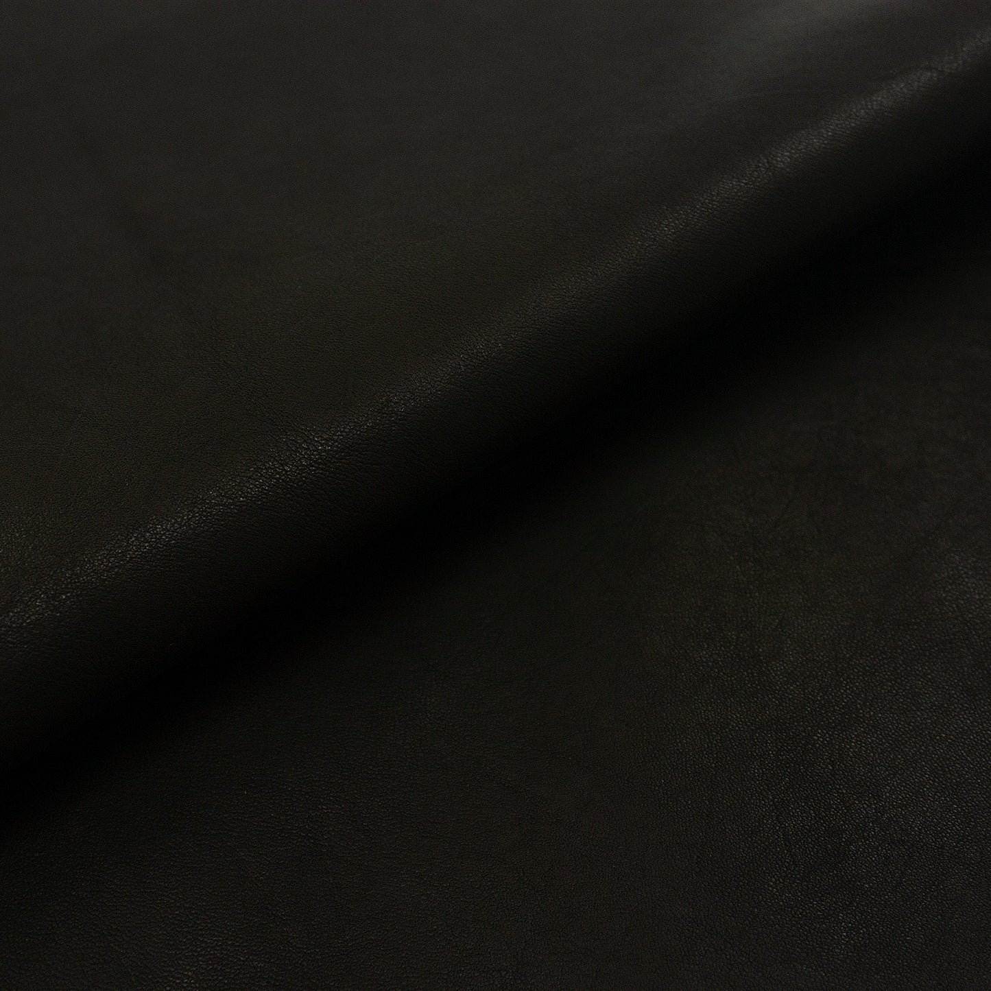 Trozo de piel forro vacuno chocolate