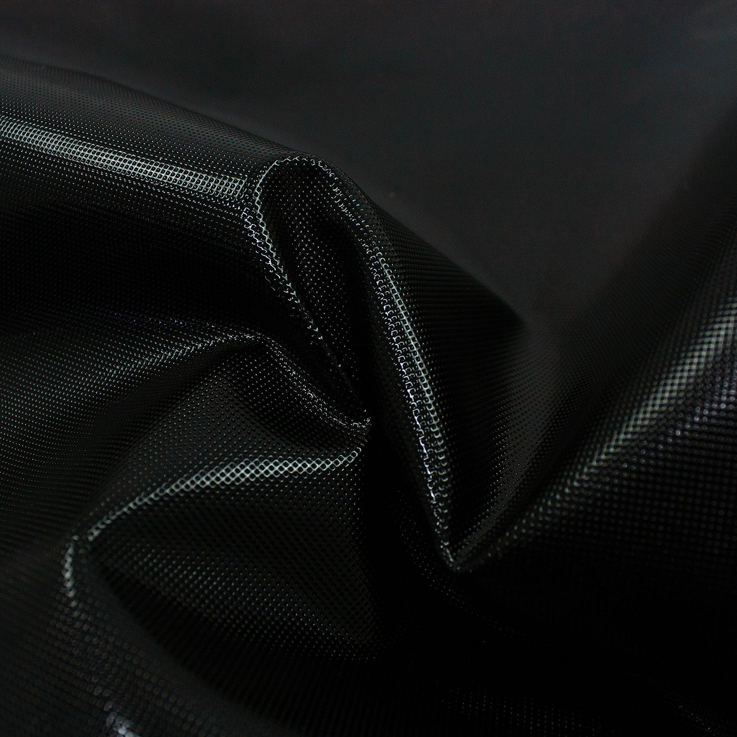 Trozo de piel fantasia efecto rejilla negro