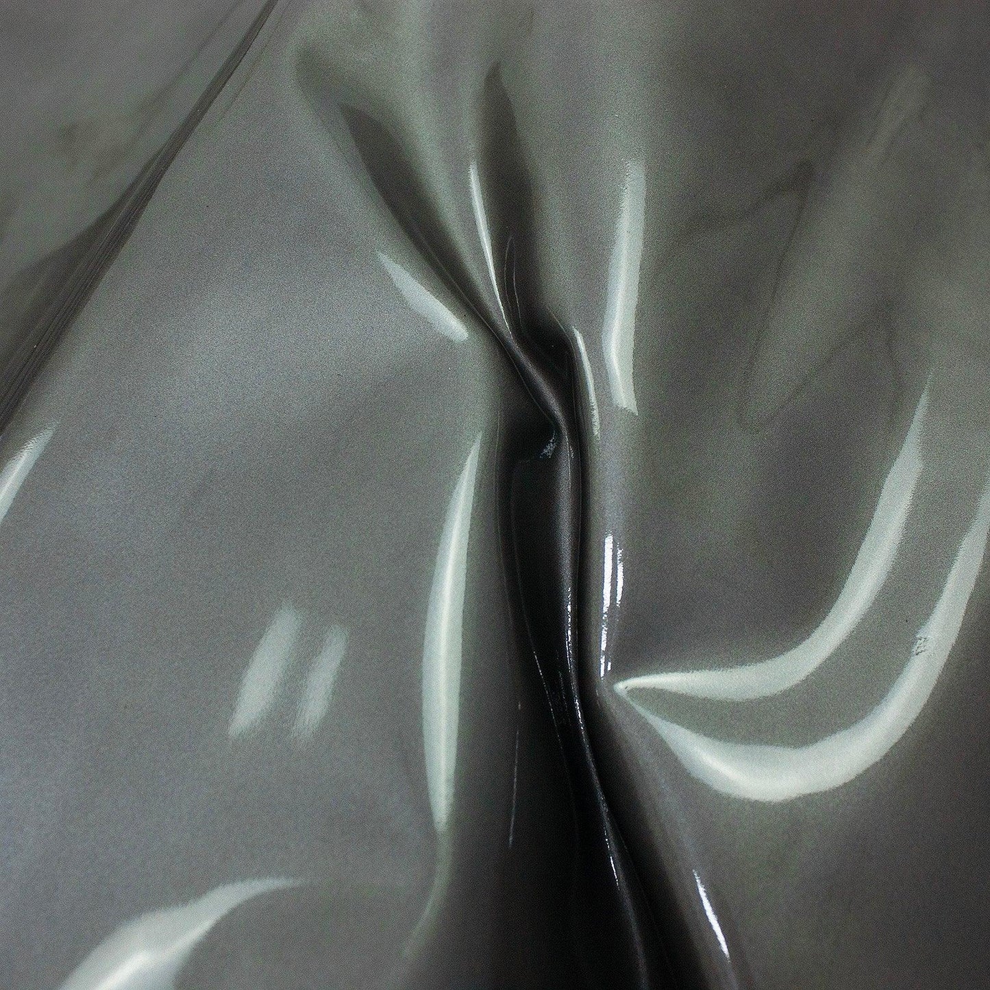 Trozo de piel charol niebla - La Tendeta del Cuero