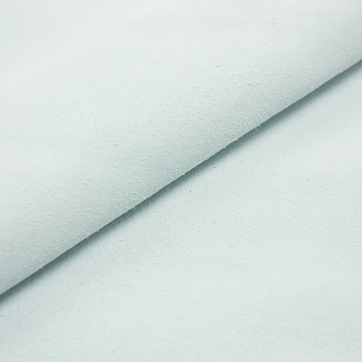 Piel de serraje afelpado blanco CONTINUIDAD - La Tendeta del Cuero