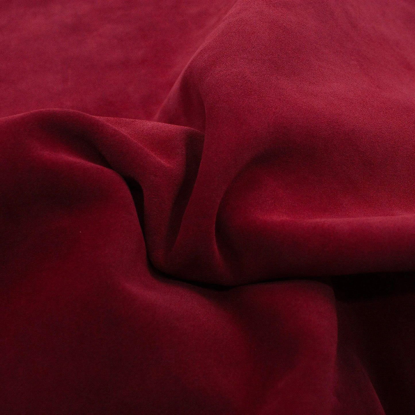 Piel de serraje afelpado cirera CONTINUIDAD - La Tendeta del Cuero