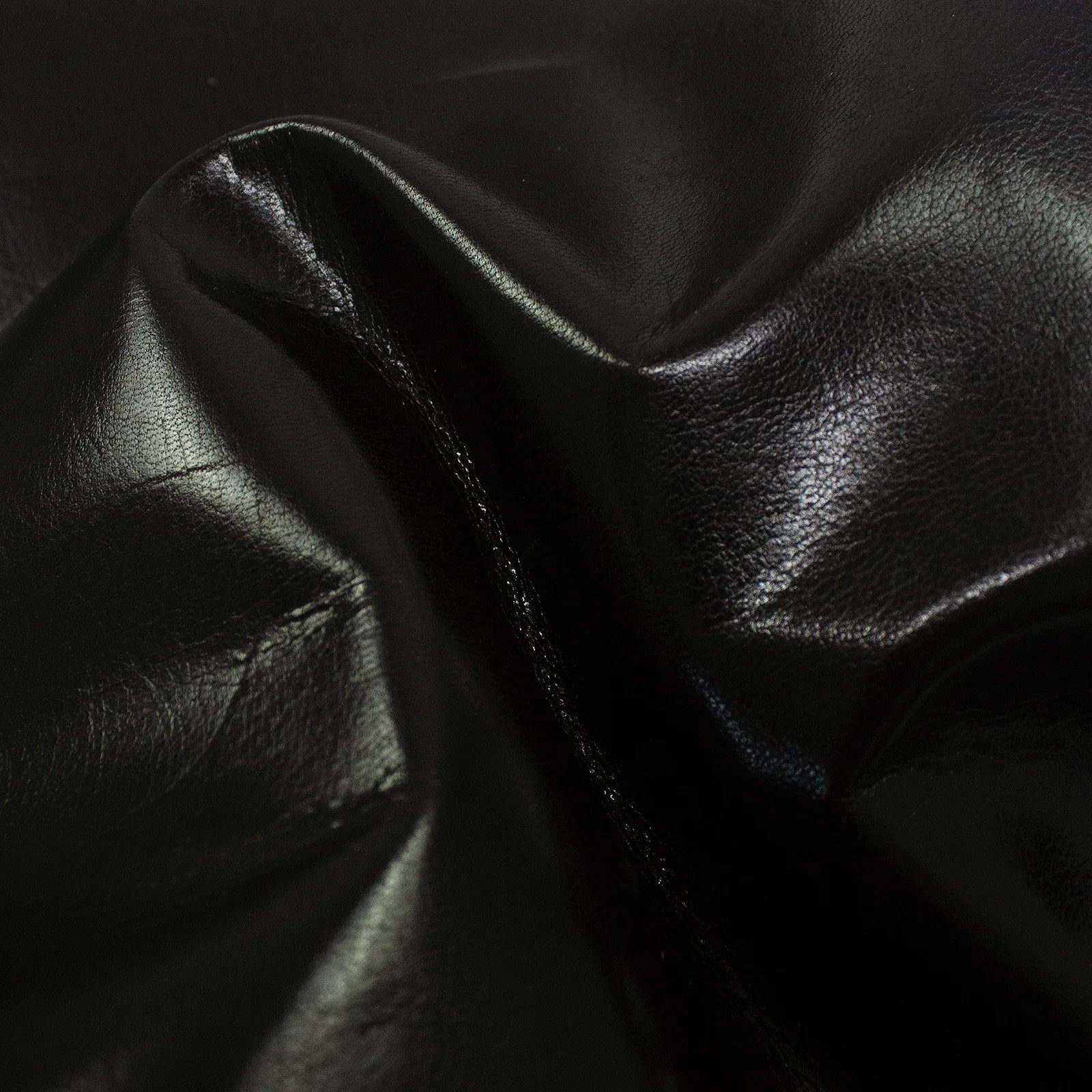 Piel de cabra engrasada chocolate 2ª - CONTINUIDAD - La Tendeta del Cuero