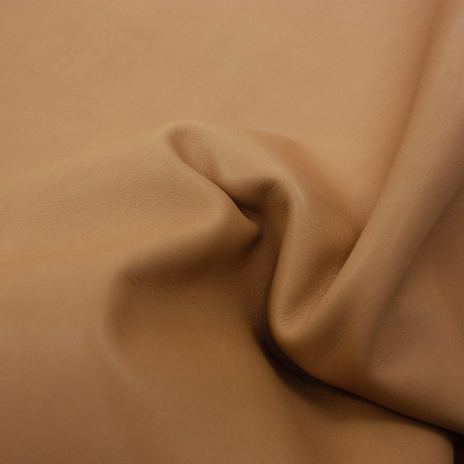 Trozo de piel vacuno marron claro - La Tendeta del Cuero