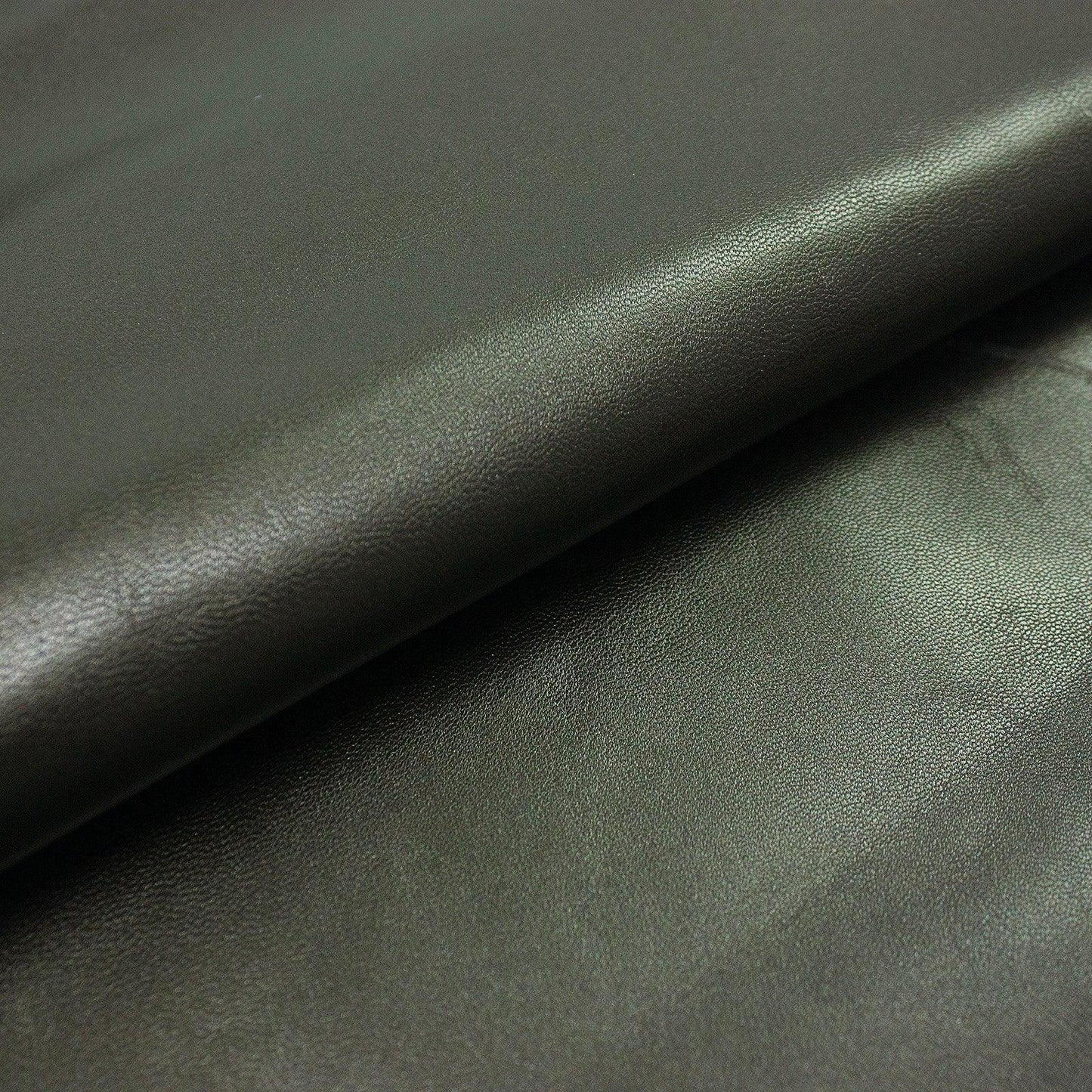 Trozo de piel forro cabra pewter - La Tendeta del Cuero