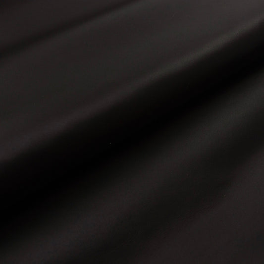 Trozo de piel vacuno engrasado burdeos oscuro