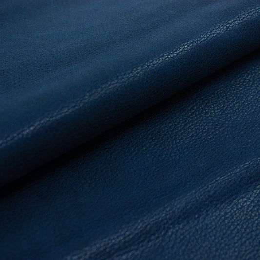 Trozo de piel fantasia azul desgastado