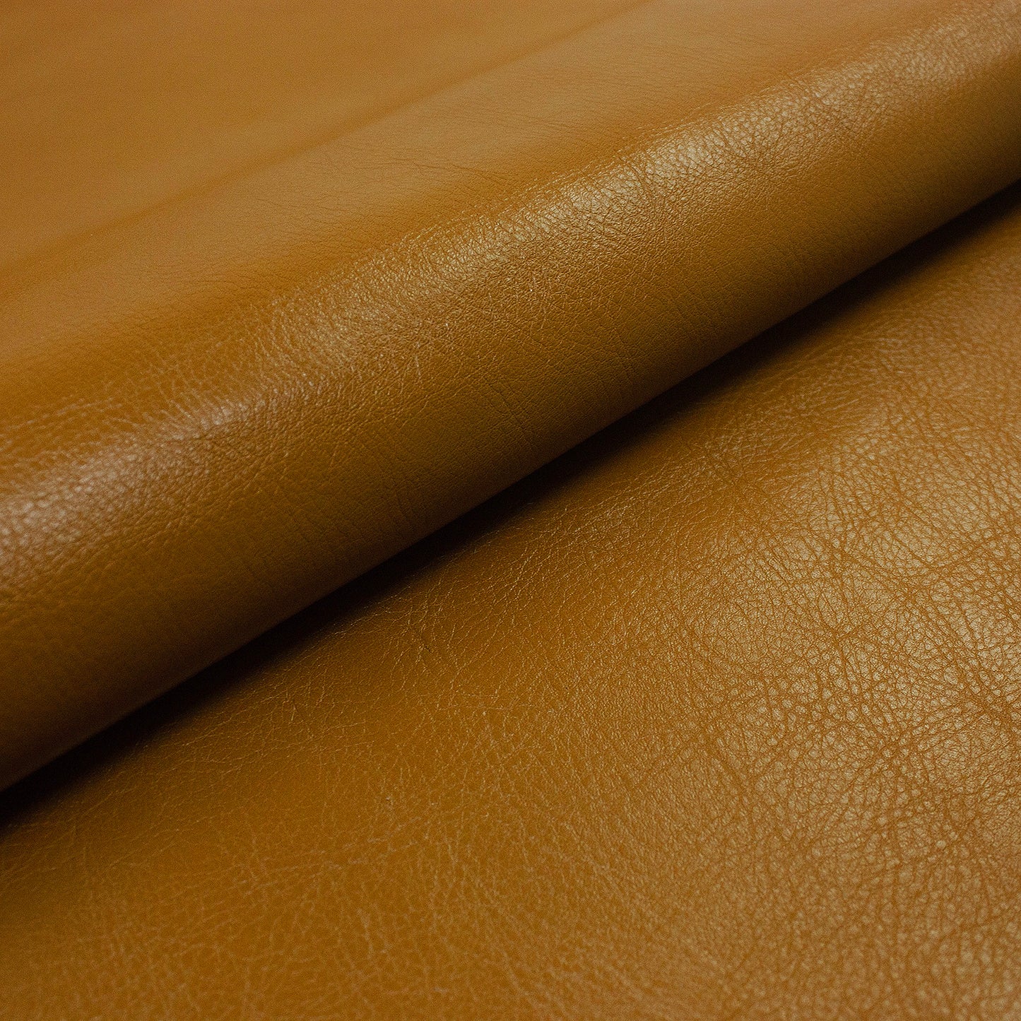 Trozo de piel vacuno rustico mostaza