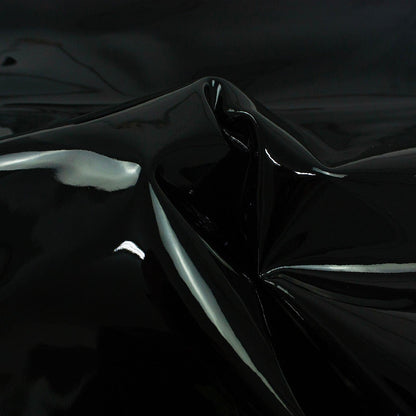 Trozo de piel charol negro