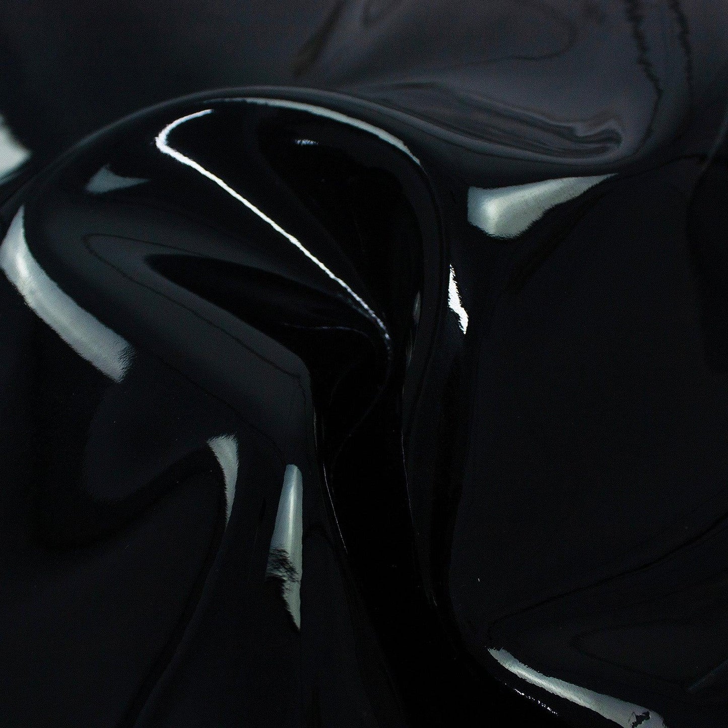 Piel de charol negro