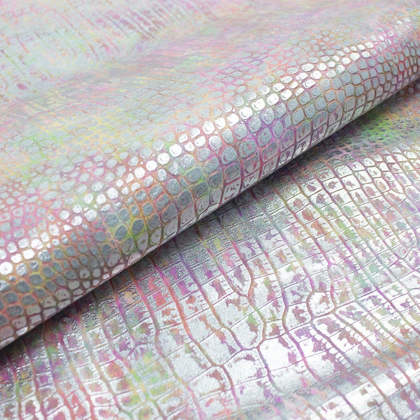 Trozo de piel grabado cocodrilo multicolor