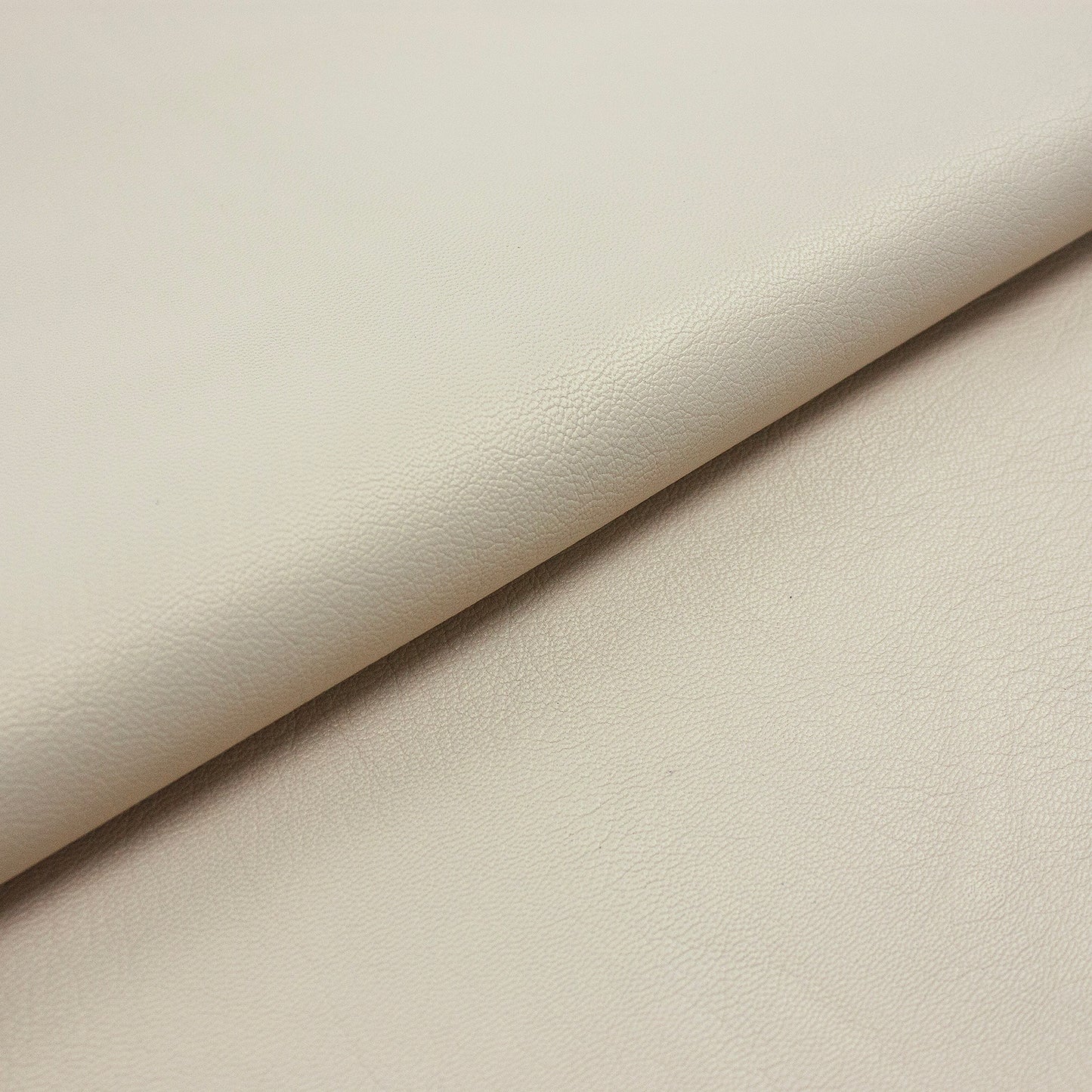 Trozo de piel cordero rustico beige