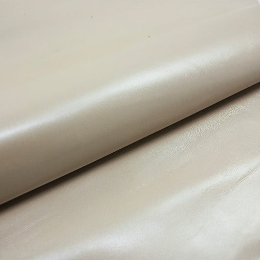 Trozo de piel forro cabra beige nacarado