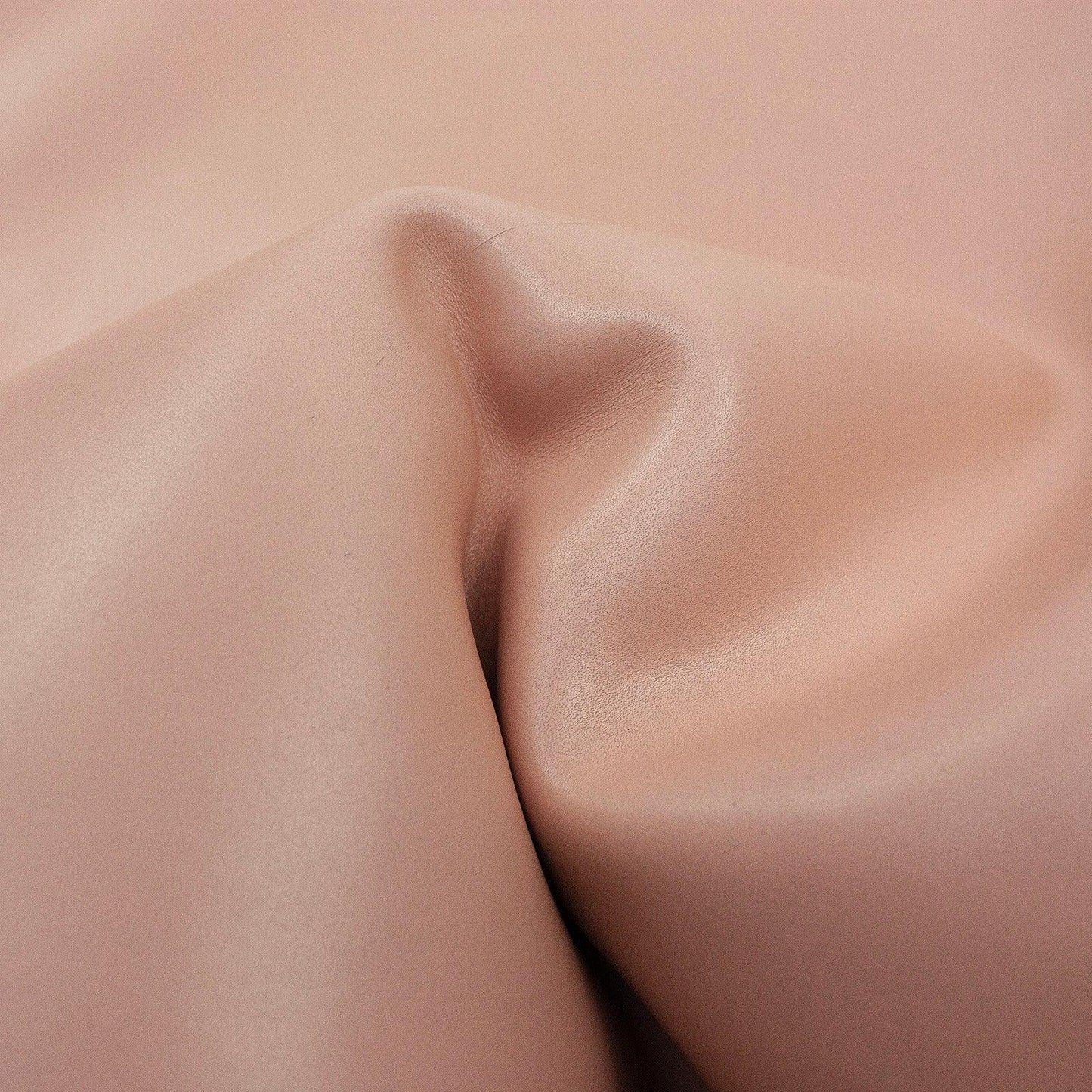 Trozo de piel vacuno rosa carne