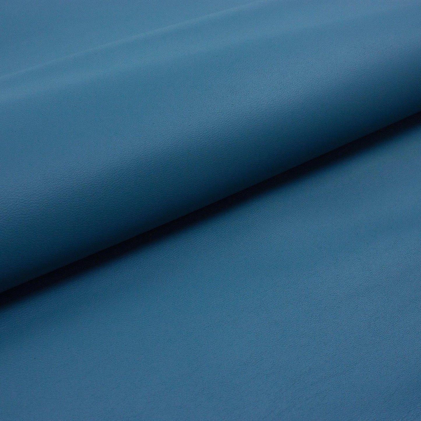Piel de cabra azul petroleo