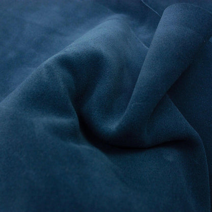 Trozos de piel serraje azul jeans