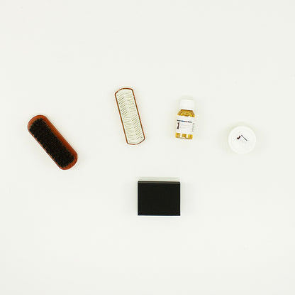 Leather cleaning kit