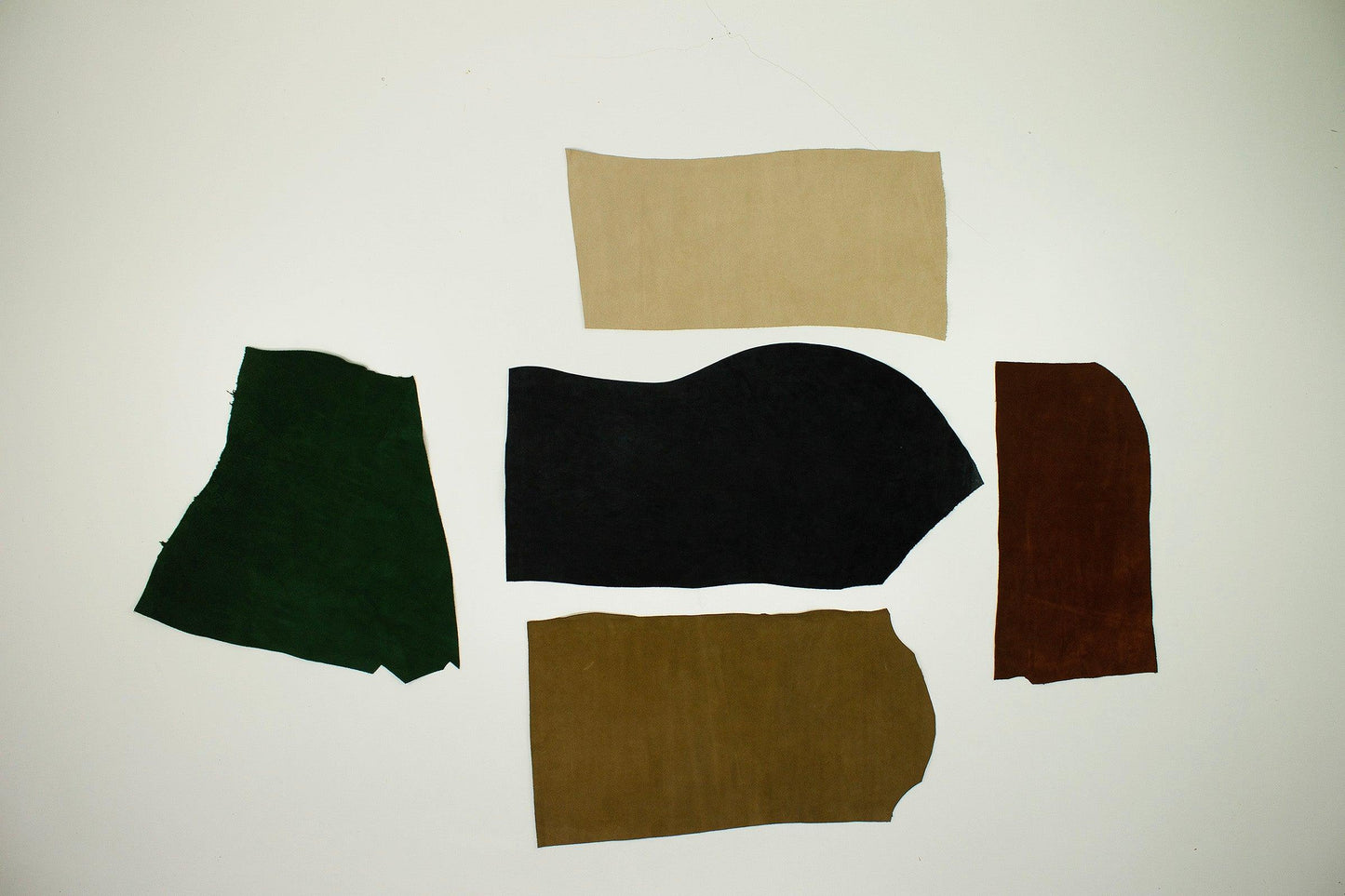 Lot 5 pieces of split leather various colors