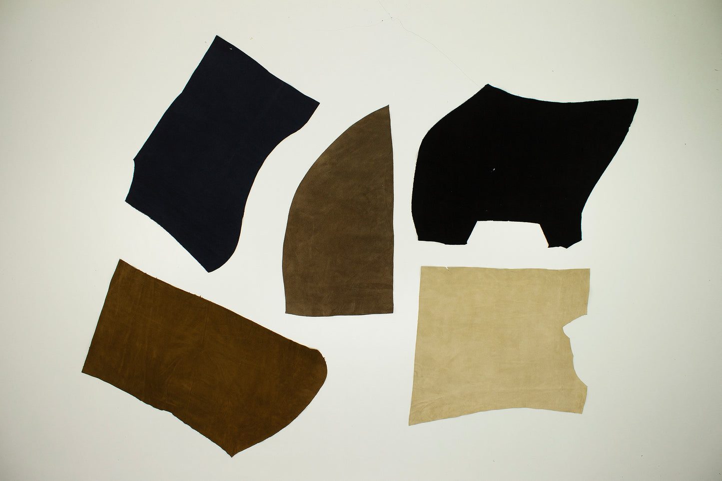 Lote 5 trozos de serraje varios colores