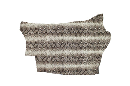 Trozo de piel grabado serpiente gris bruma - La Tendeta del Cuero