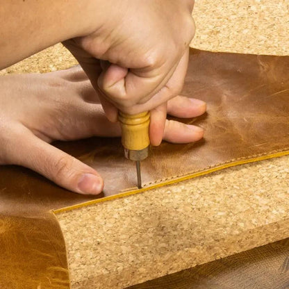 Plancha de corcho Ivan Leathercraft - La Tendeta del Cuero