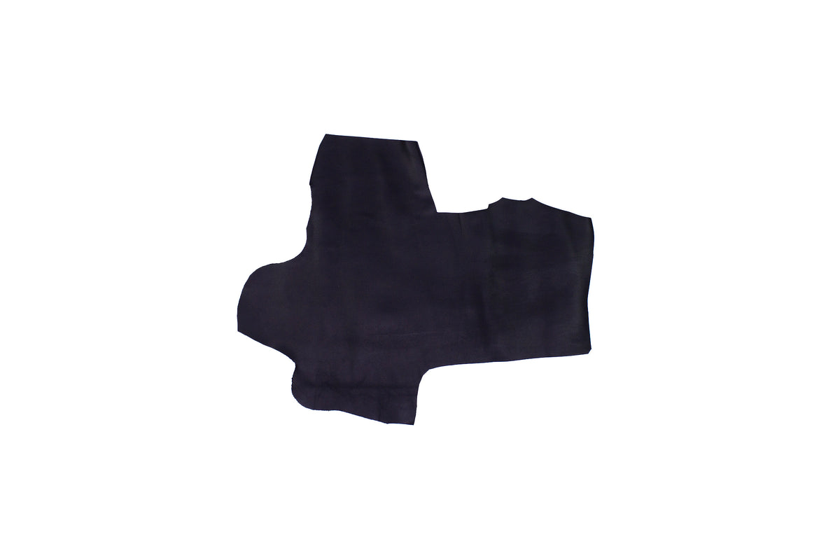 Trozo de piel vacuno negro