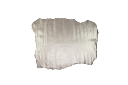 Trozo de piel cabra plata vieja