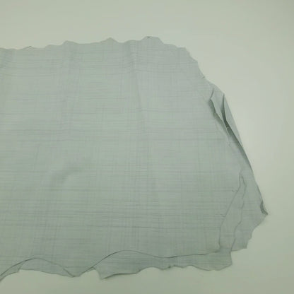 Piel de grabado lagarto gris piedra