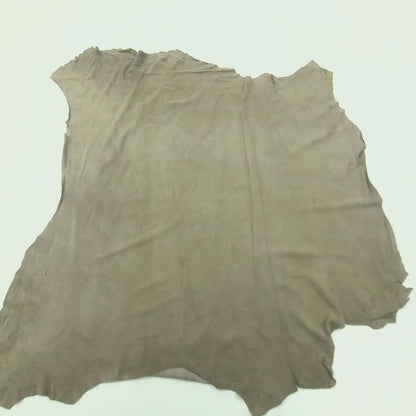 Suede leather taupe manufacturing