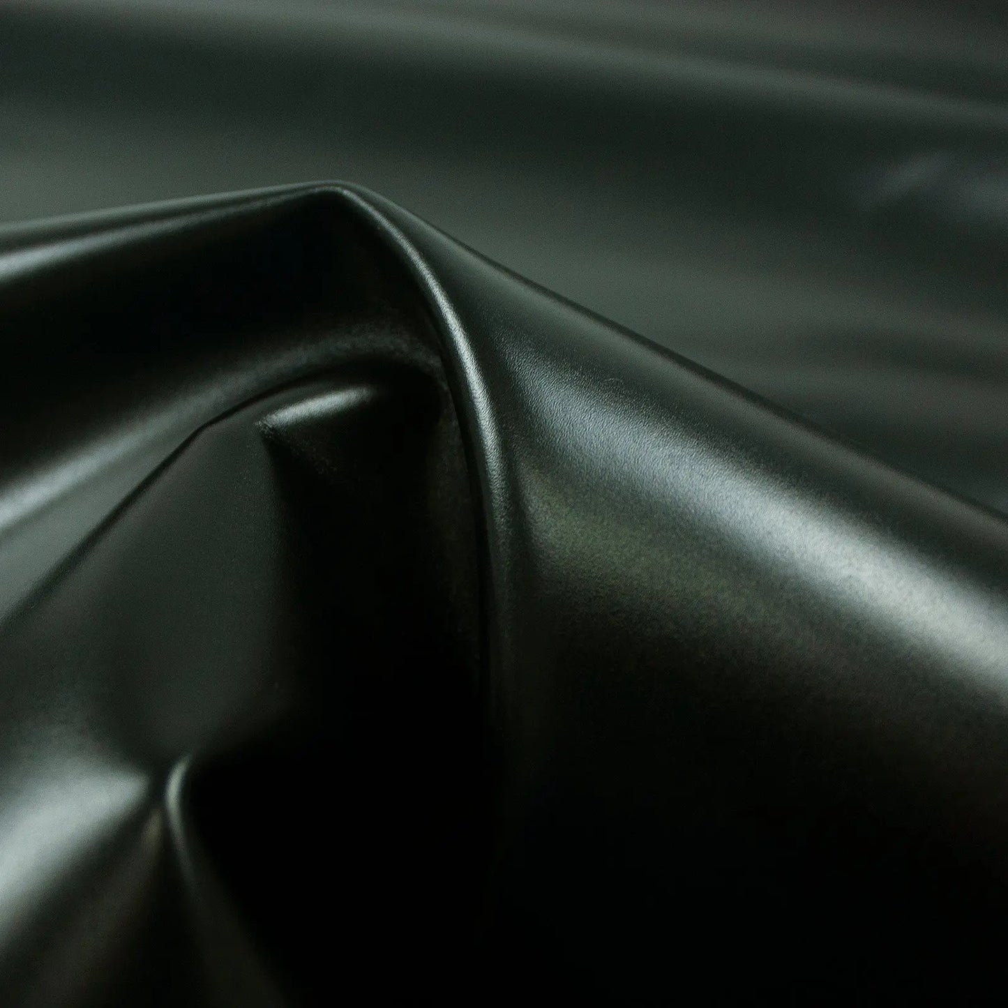 Piel de becerro negro La Tendeta del Cuero