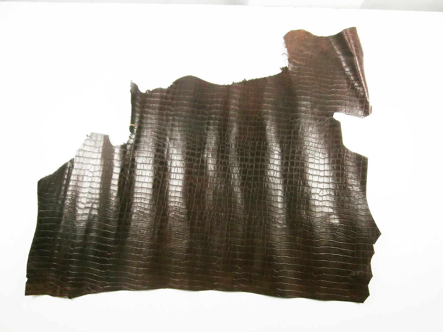 Trozo de piel grabado coco marron oscuro envejecido La Tendeta del Cuero